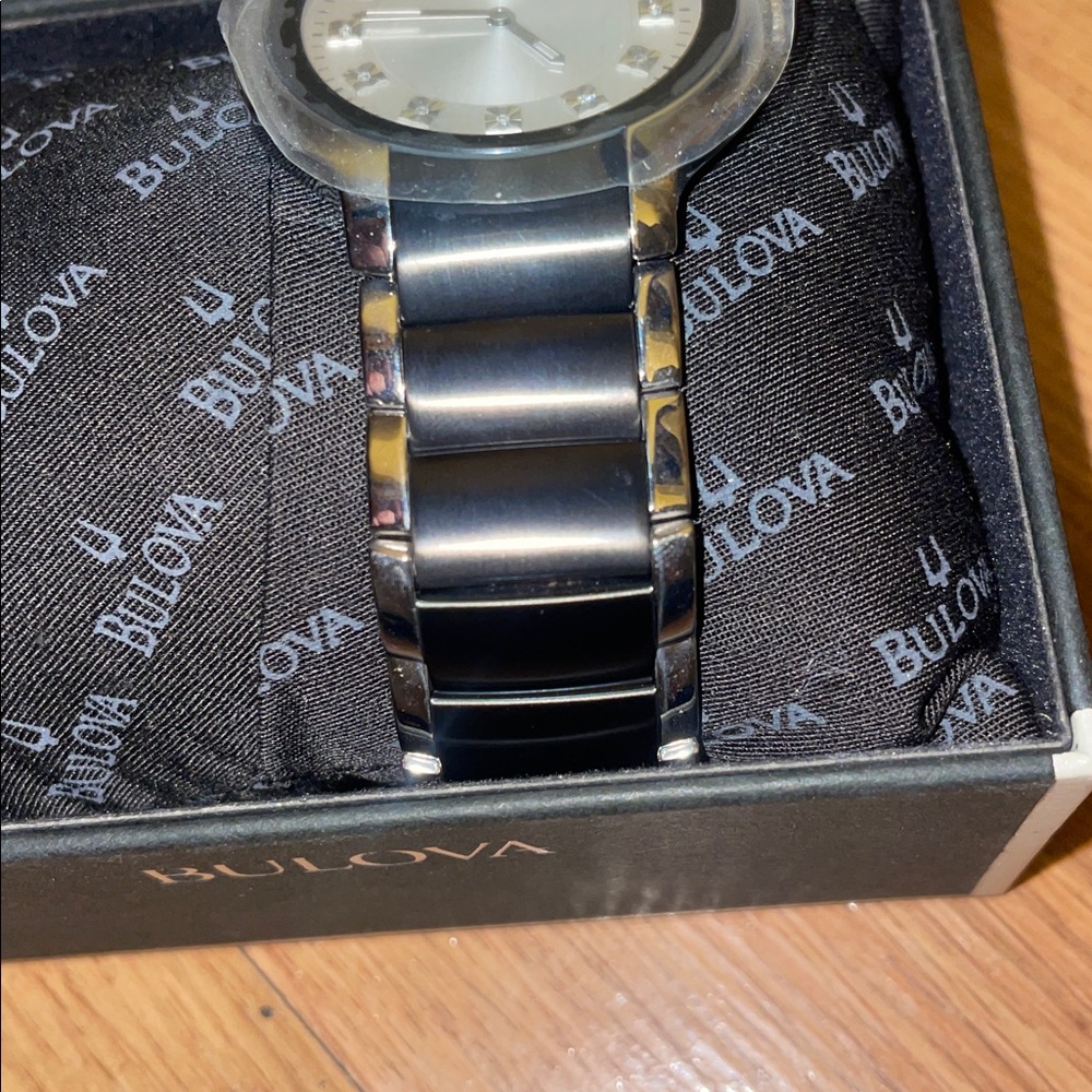 Bulova Watch - Picture 4 of 4